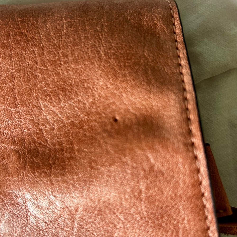 Chillx by Le Miel flap top, zip top backpack in blush - Picture 10 of 10